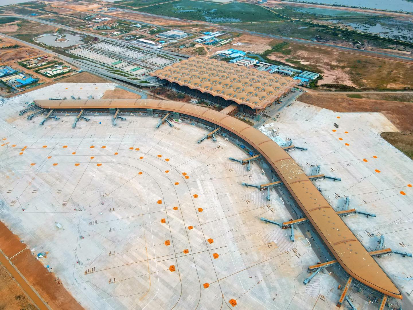 Gấp rút hoàn thiện tiến độ dự án sân bay quốc tế Techo (Cambodia)